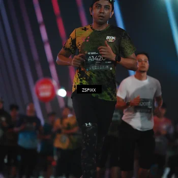 Runner Photo 6274475