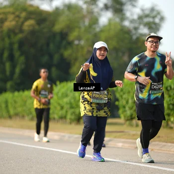 Runner Photo 6274485