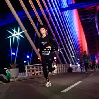 Runner Photo 6274595