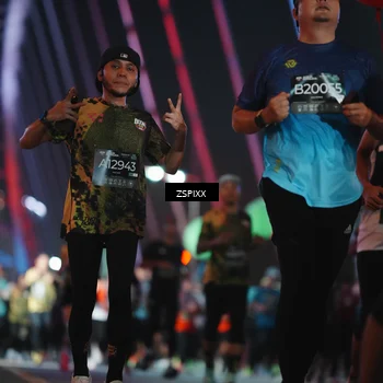 Runner Photo 6274609