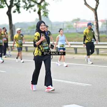 Runner Photo 6274685
