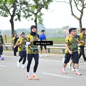 Runner Photo 6274844