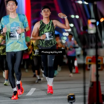 Runner Photo 6274873