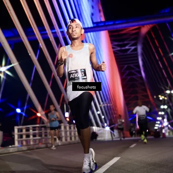 Runner Photo 6275064
