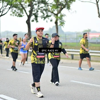 Runner Photo 6275066