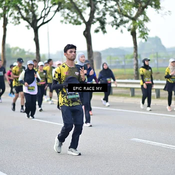 Runner Photo 6275075