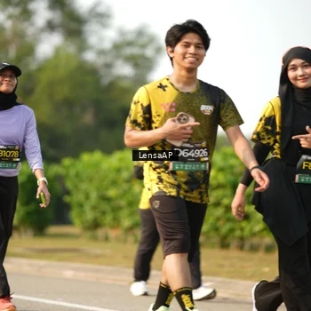 Runner Photo 6275178