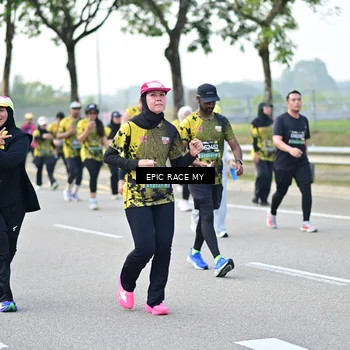 Runner Photo 6275189