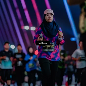 Runner Photo 6275338