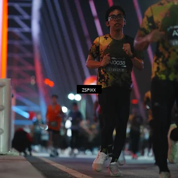 Runner Photo 6275624
