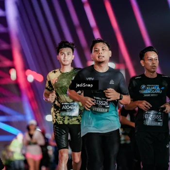 Runner Photo 6275740