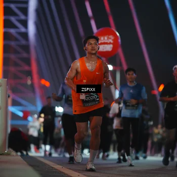 Runner Photo 6275766