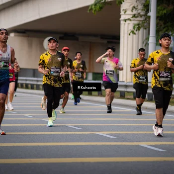 Runner Photo 6275849