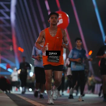 Runner Photo 6275856
