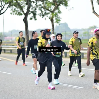 Runner Photo 6275898
