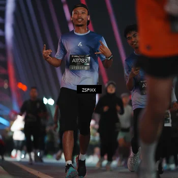 Runner Photo 6275914