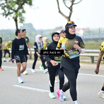 Runner Photo 6275915