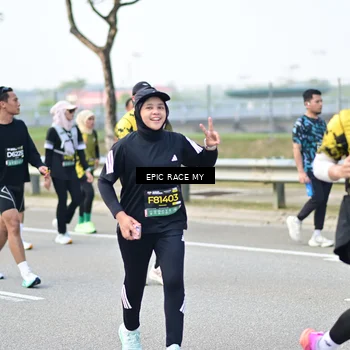 Runner Photo 6275918