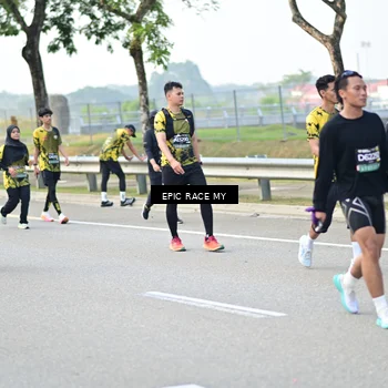 Runner Photo 6275972