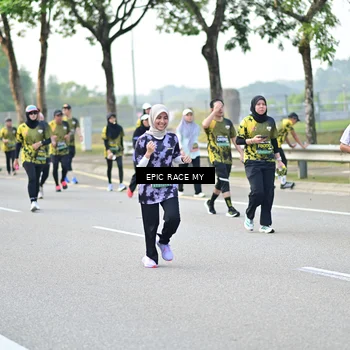 Runner Photo 6276051