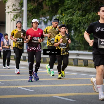 Runner Photo 6276100