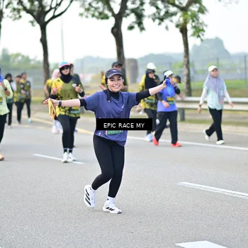 Runner Photo 6276137