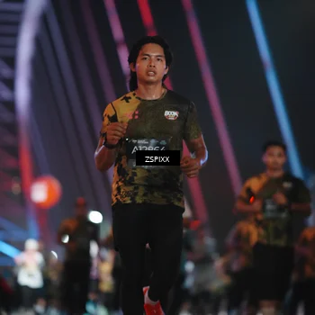 Runner Photo 6276253