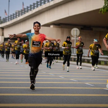 Runner Photo 6276295