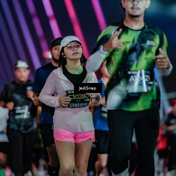 Runner Photo 6276297