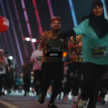 Runner Photo 6276369