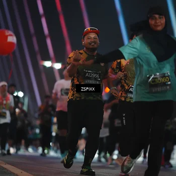 Runner Photo 6276397
