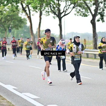Runner Photo 6276425