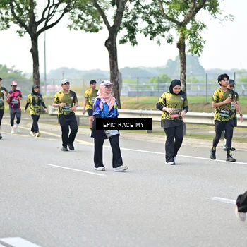 Runner Photo 6276445