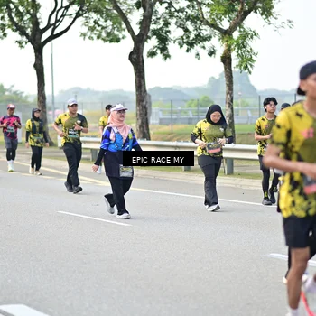Runner Photo 6276460