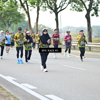 Runner Photo 6276497