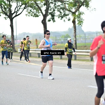 Runner Photo 6276579