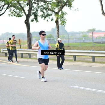 Runner Photo 6276591