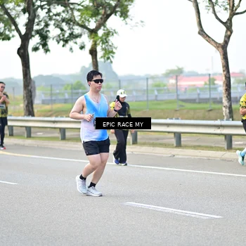 Runner Photo 6276615