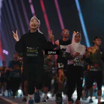 Runner Photo 6276637