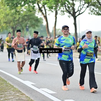 Runner Photo 6276699