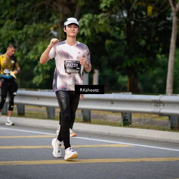 Runner Photo 6276788