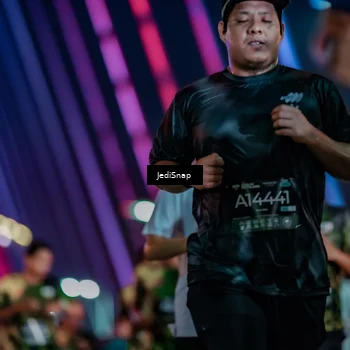 Runner Photo 6276846