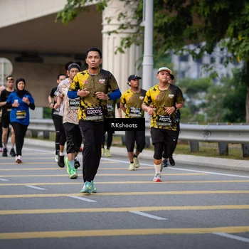 Runner Photo 6276916