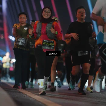 Runner Photo 6277019