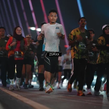 Runner Photo 6277031