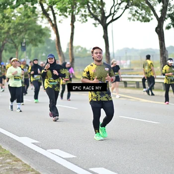 Runner Photo 6277067