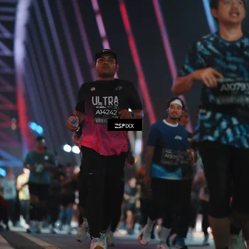 Runner Photo 6277384