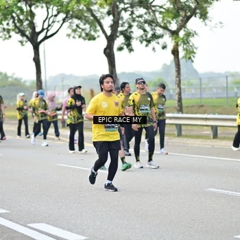Runner Photo 6277801