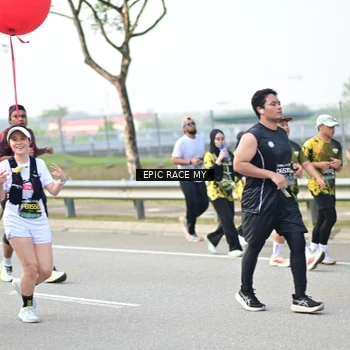 Runner Photo 6277809