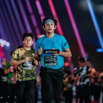 Runner Photo 6279899